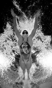 ATHENS - AUGUST 17: Amanda Beard of USA competes in the women's swimming 200 metre individual medley final on August 17, 2004 during the Athens 2004 Summer Olympic Games at the Main Pool of the Olympic Sports Complex Aquatic Centre in Athens, Greece. (Photo by Donald Miralle/Getty Images)